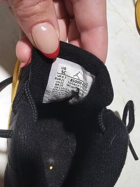 Jordan Kids Black and Yellow Low Top Sneakers